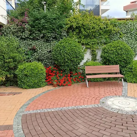 2-room In A Luxury Daire *